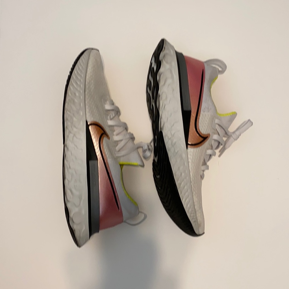 Nike Men's React Infinity Run Flyknit